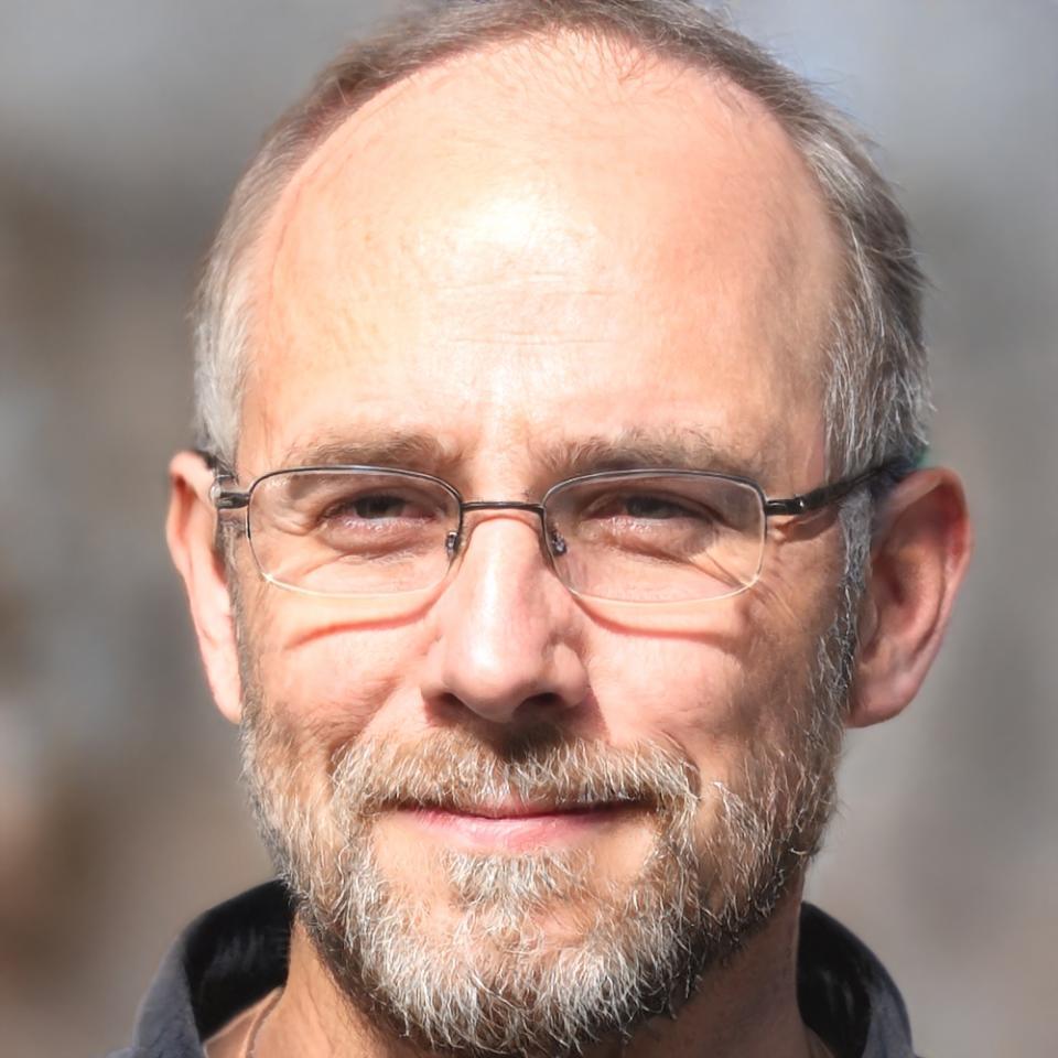 Tobias Lindgren Portrait